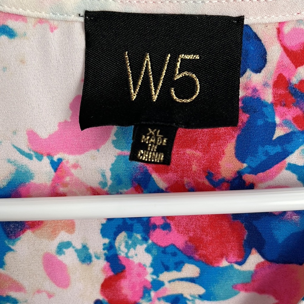 W5 Top - Picture 2 of 3